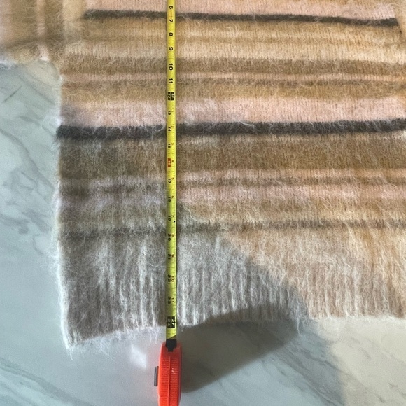 Wild Fable Striped Beige and Pink Women's Size XS Sweater Fuzzy Crew Neck NWT - Picture 9 of 10